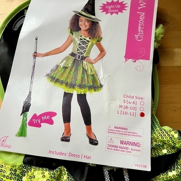🎃NWT-LIGHT UP CHARMED WITCH-SIZE 10/12 - Picture 1 of 3
